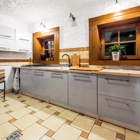 Penzion Dworek Wiktorowo Budki Petrykowskie