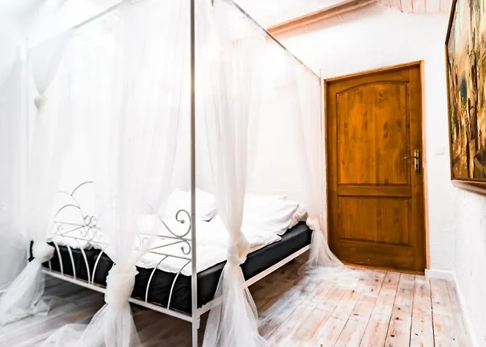 Dworek Wiktorowo Casa de hóspedes Budki Petrykowskie